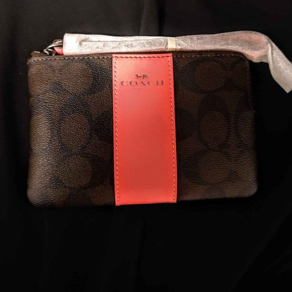 Coach Handbags - New Coach Wristlet
